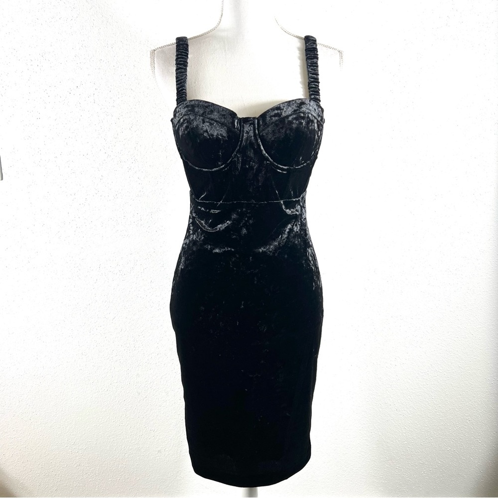 NWT GUESS Gianna Velour Dress - Picture 3 of 6